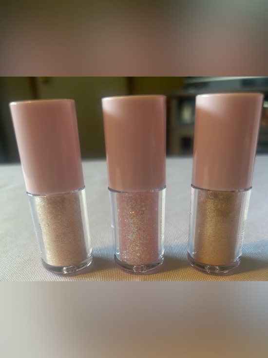 Colorgram Other - Colorgram Milk Bling Shadow in Shimmering Pastel Shades